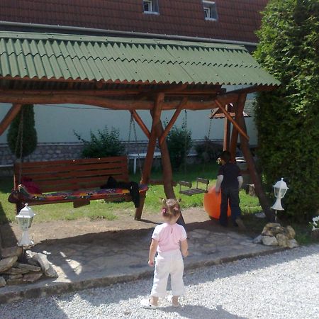 Taltos Vendeghaz Bed & Breakfast Szilvasvarad Luaran gambar